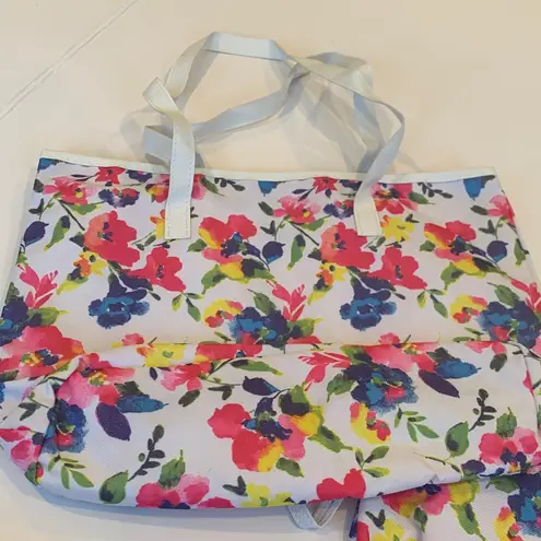 Small Tote Bag and Makeup Bag Set White with Pink Blue and Yellow Flowers Red