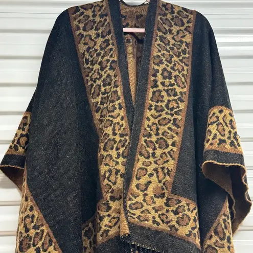 Soft Surroundings Leopard Poncho Wrap Sweater One Size Mobwife