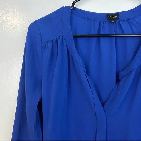 Babaton T. 100% Silk Royal Blue Hidden Button Down V-neck Blouse Size Small