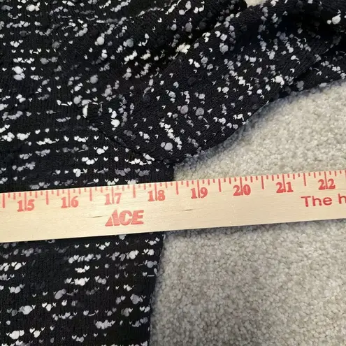 St. John Button Up Boucle Blazer Jacket Sz 10 Chunky Knit Business Academia