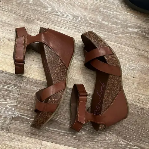 blowfish  Brown Faux Leather Cork Wedge Sandals Size 9