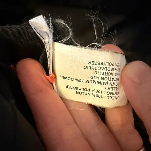 Gap  Black Hooded Quilted Puffer Vest Size Medium