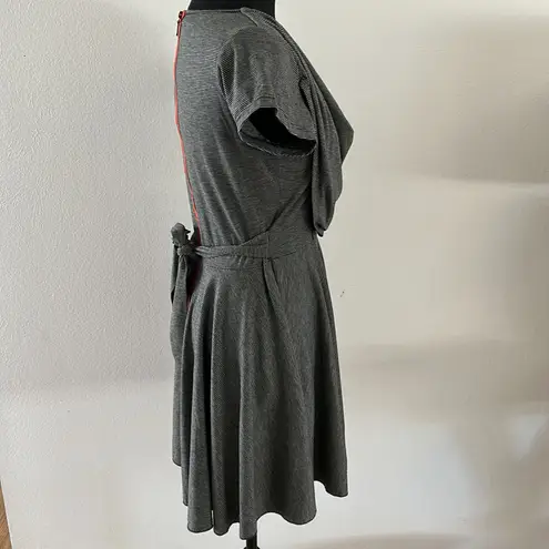 THML short sleeve grey and black thin striped dress with tie and orange zipper