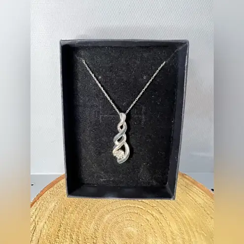 Kay Jewelers Blue & White Diamond Pendant on Silver Rope Chain 18 inches long