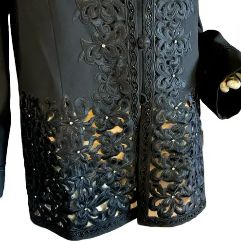 MOSHITA COUTURE BLACK CUT