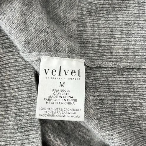 Velvet by Graham and Spencer 100% Cashmere Gray Blue Stripe Sleeve Sweater M Size M