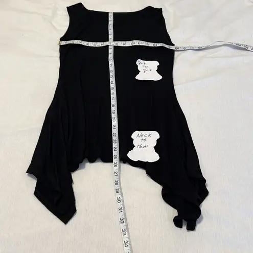 Belliniâsize SÂ black tunic with silverâembellishmentsâdrapeyâsharkâbitâhemâEUC Black