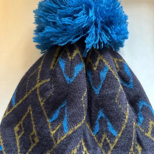Outdoor Research Women's Griddle Beanie Wool Blue Geomteric Pattern with Pom Pom