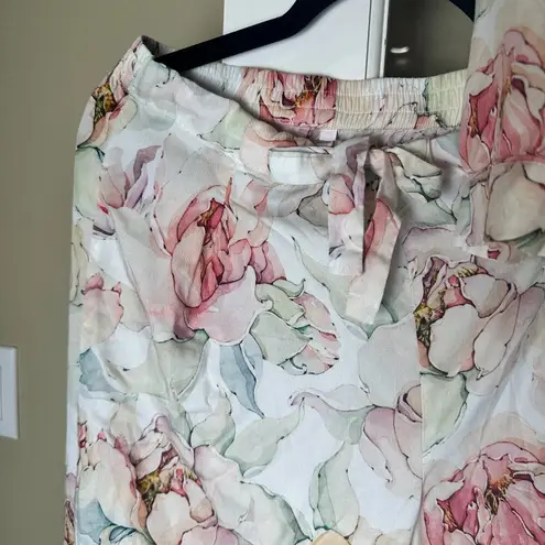 Homebodii Floral 100% Woven Tencel Pajamas Pajama Set Size Small Pink