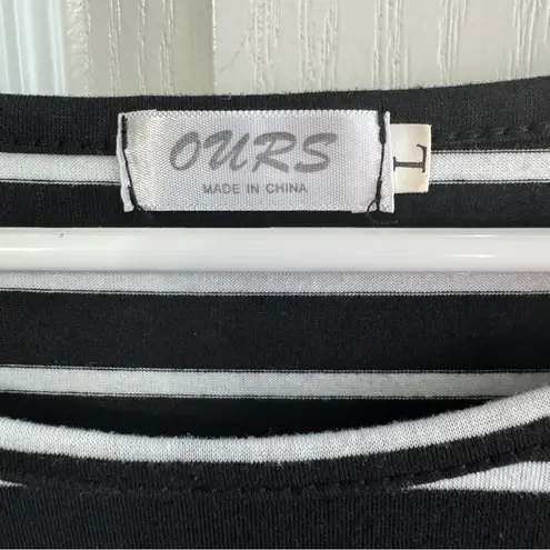 Ours lot of 2 striped short sleeve t shirt dresses size large Black