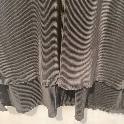 Alfani  women's L ribbed hi-low v-neck black stretch casual / formal tank top