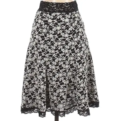 CAbi  Skirt Black White Elastic Lace Floral Embroidered Size S Small Stretch