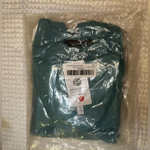 Sweater Womens L Blue Crop Top Crewneck Cropped Batwing Sleeve Ribbed Tops D1 Size XL