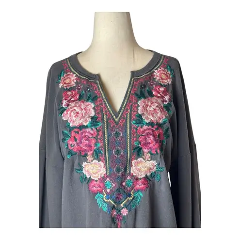 Andree by Unit Andree Shirt Women Small Gray Floral Embroidered Fleece Pullover Boho Cottage