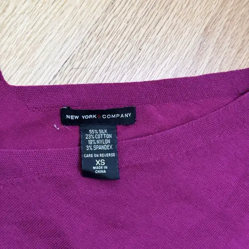 New York & Company Women's Oversize Silk Blend Pullover Vneck Sweater Magenta XS Pink