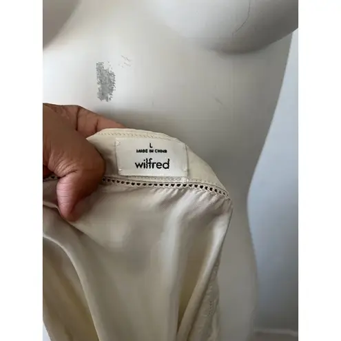 Aritzia Wilfred Cabrel Satin Cream Silky V neck strappy Camisole Tank Top L White Size L