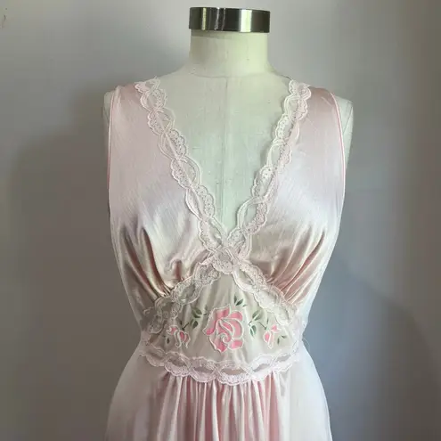 Lorriane 1980s Vintage Pink Nylon Lace Sweep Romantic Slip Nightgown Size L Size L