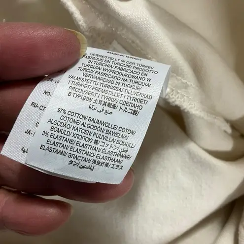 Elegant White Women's Skirt Size 2