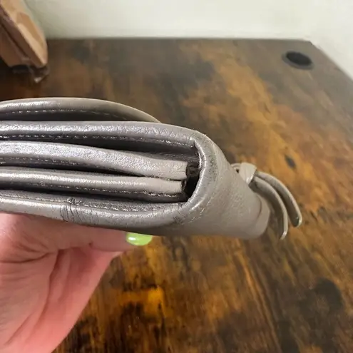 Chloé Chloe Indy Long Wallet With Flap Gray Leather