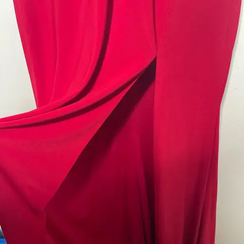 Mac Duggal NWT Ieena Sleeveless V Neck Jersey Gown in Red sz 4 12336