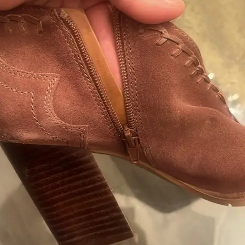 Zodiac Mia shootie braided suede leather open toe block triangle heel size 7.5