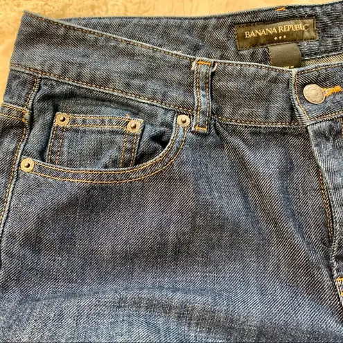 Banana Republic  Factory Straight Leg Jeans Size 6