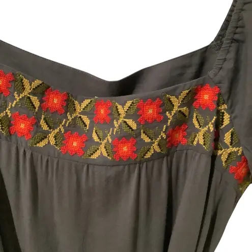 Uncle Frank Women’s Slate Gray Dress with Floral Embroidered Detail Flattering