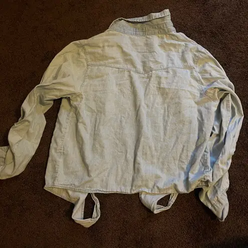 noble u light blue denim cropped tied elbow sleeve shirt M