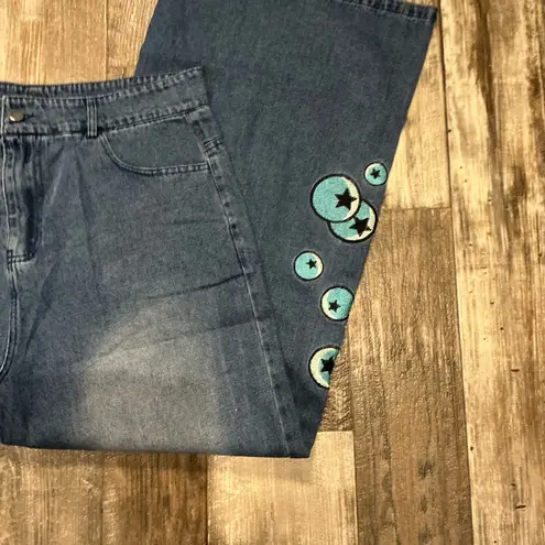 Stylish Blue Embroidered Women's Jeans Size Large