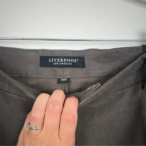 Liverpool Jeans Company Liverpool Annabel Tapered Leg Trousers Sz 18W NWT