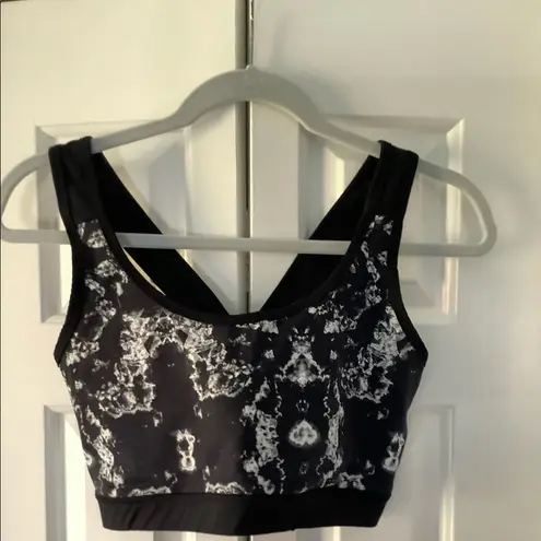 Mono B Black & White Criss