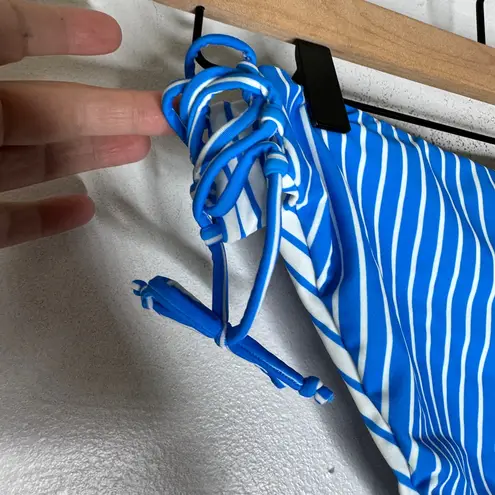 Cupshe  Medium Blue White Stripe Tie‎ Side Bikini Bottom CP9003