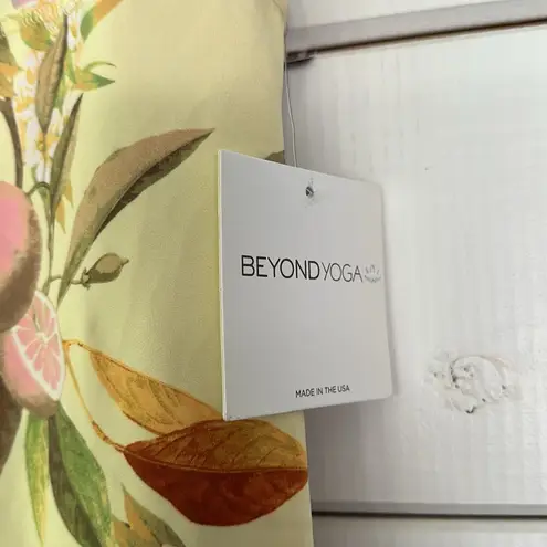 Beyond Yoga Olympus High Waist Leggings Limoncello Leafy Citrus NEW Size XL