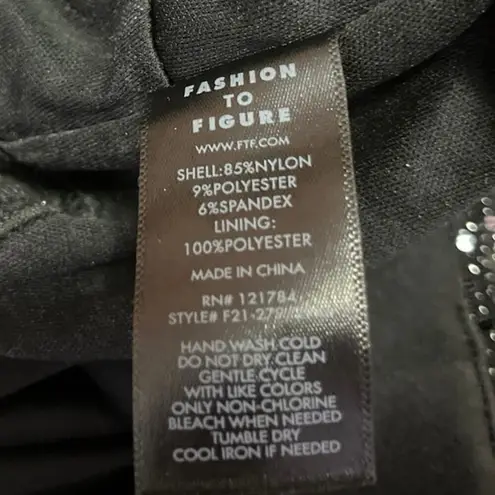 Fashion to figure Leandra Black Puff Sleeve Metallic Sequin Ruched Crop Top Sz L