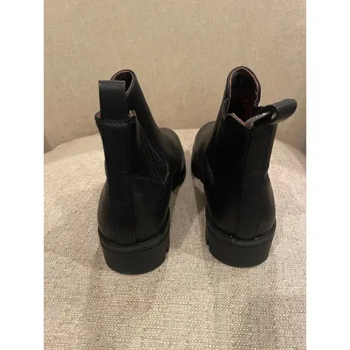 BOC Women's Erin Flat Heel Chelsea Comfort Bootie, S87 Black Size 6.5