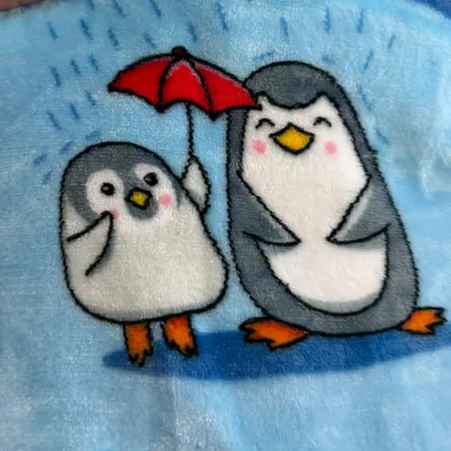 Oodie Original Cozy Blue Penguin Hoodie Blanket size /age 14 and up