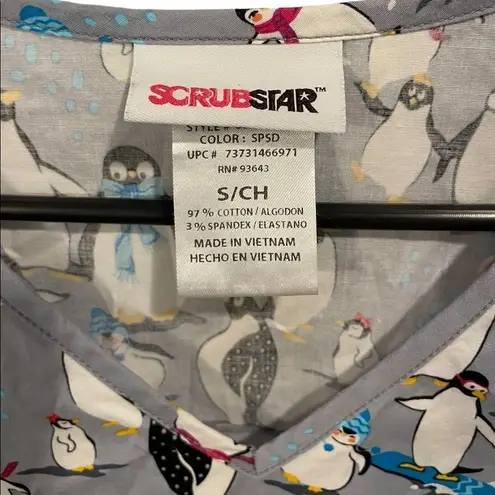 Scrub Star Gray White Black Winter Wonderland Penguin Short Sleeve Scrubs Top