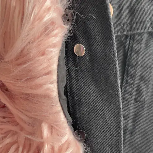 SHACI Like New Denim Faux Fur lined jacket removable lining Sold Out on line Black Size M
