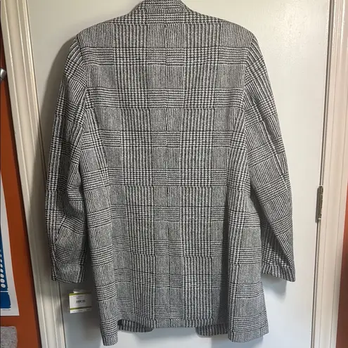 Kasper Black and White Blazer Professional Tailoring NWT