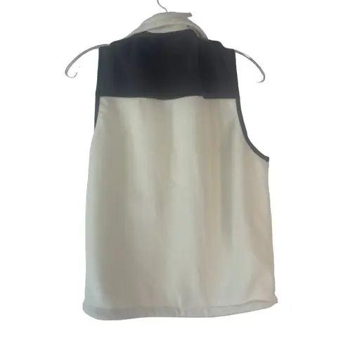 10,000 Above Sea Level Women's Size Small Cream Grey Fleece Vest Gray