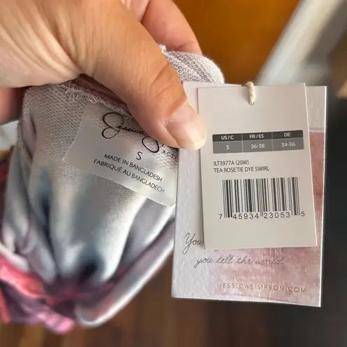 Jessica Simpson NWT  PINK TIE DYE HOODIE