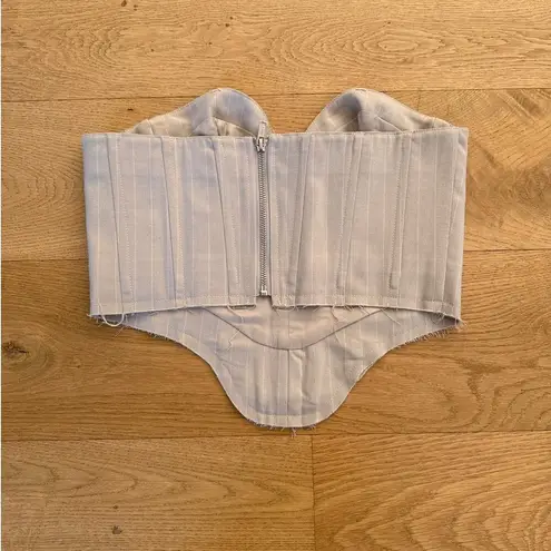 H:ours - Amira Strapless Corset Top in Beige & White