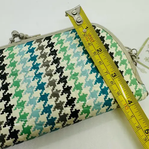 NWT Perfect Image Houndstooth Vinyl Green White Patter Snap Closure Wallet