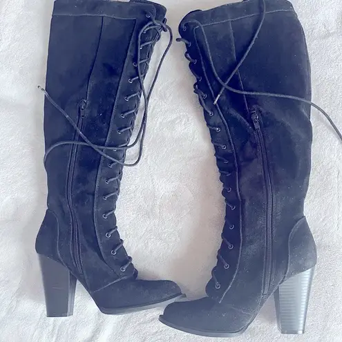 Black Heeled Boots with Durable Construction Size 6.5