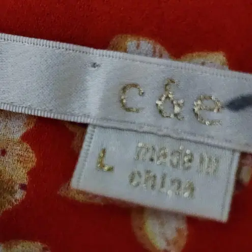 C&E red Floral Flutter Sleeve Blouse Size Large