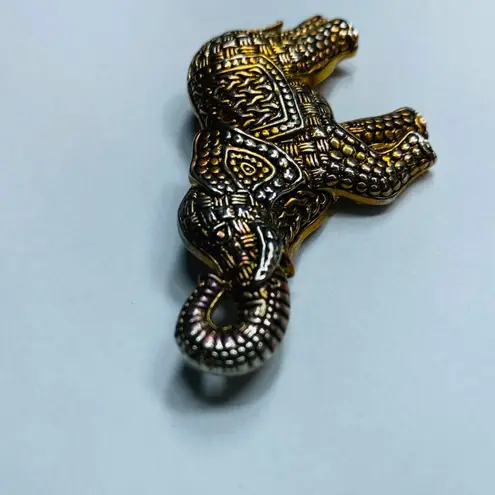 Elephant Jewelry Pin Brooch Textured Multiple Pattern Gold Silver Color Metal