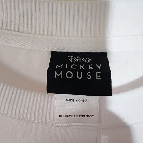 Disney Mickey mouse skiing sweatshirt men's large faded