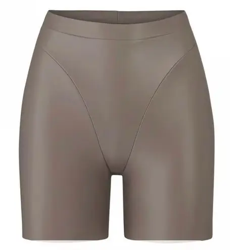 SKIMS faux leather biker short Cement color size S NWT