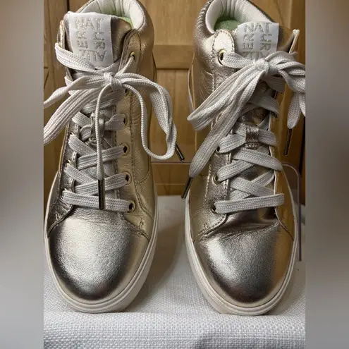 Naturalizer Gold High-Top Sneakers with Metallic Finish Size 9