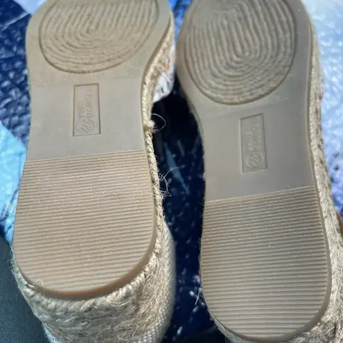 White Mountain Floral Espadrille Wedge Sandals